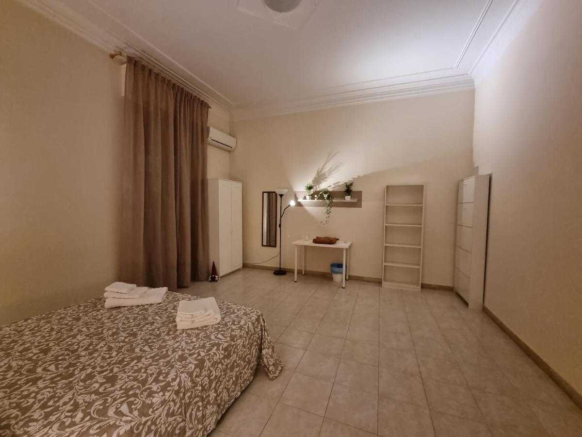 Etna Ocean Rooms Catania Bagian luar foto