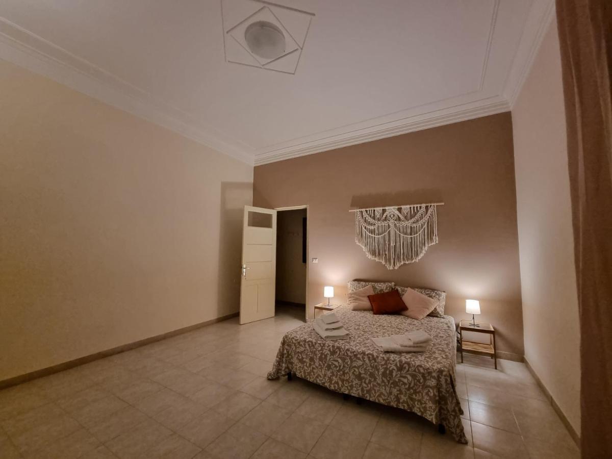 Etna Ocean Rooms Catania Bagian luar foto